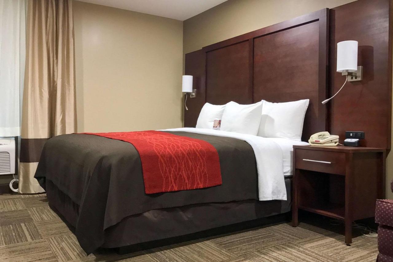 Giles Hotel Inn And Suites Pulaski المظهر الخارجي الصورة