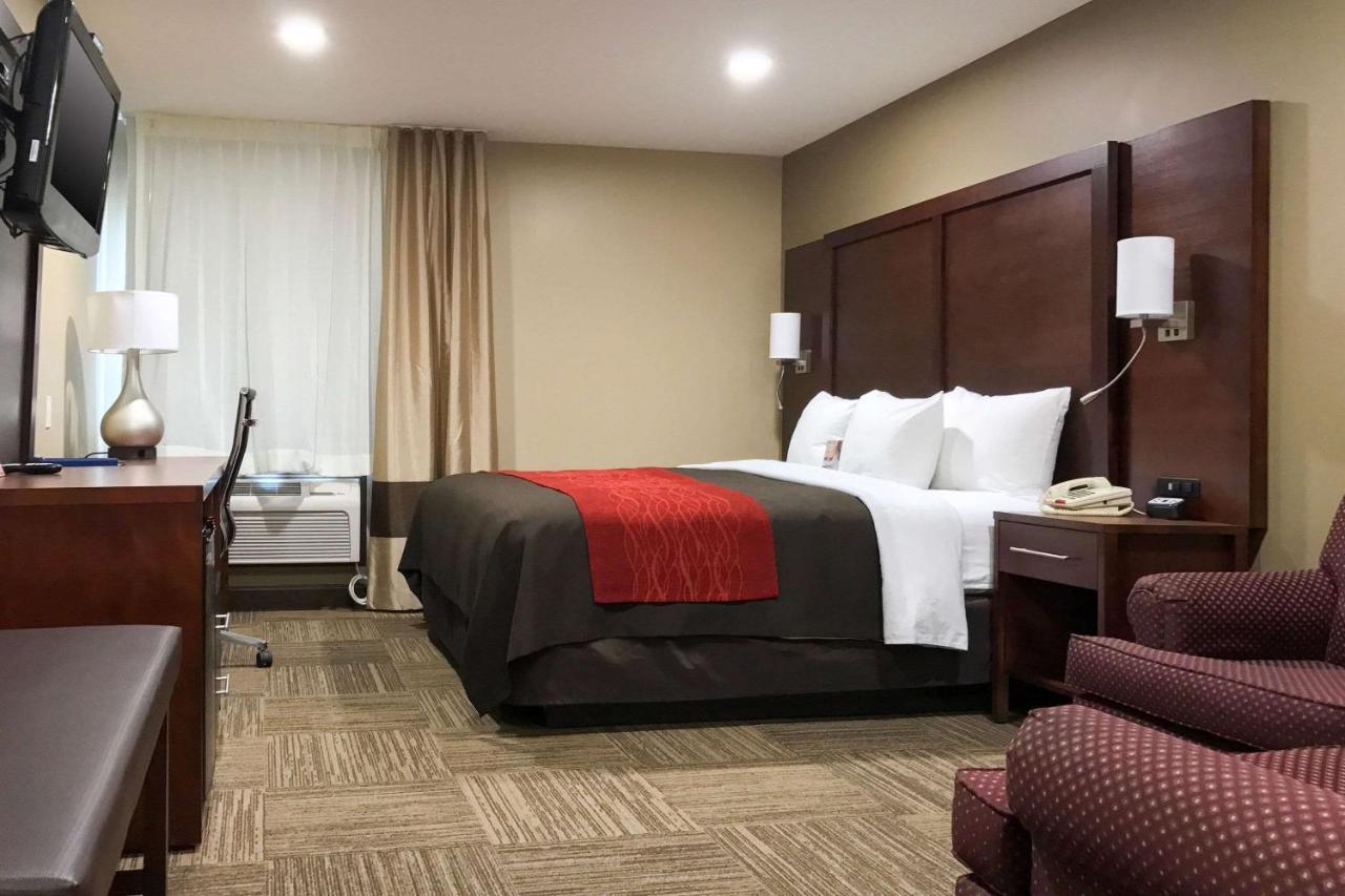 Giles Hotel Inn And Suites Pulaski المظهر الخارجي الصورة