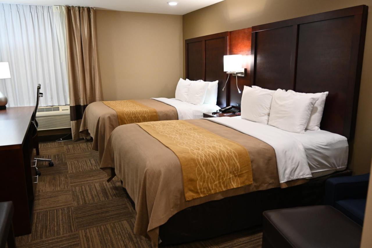Giles Hotel Inn And Suites Pulaski المظهر الخارجي الصورة