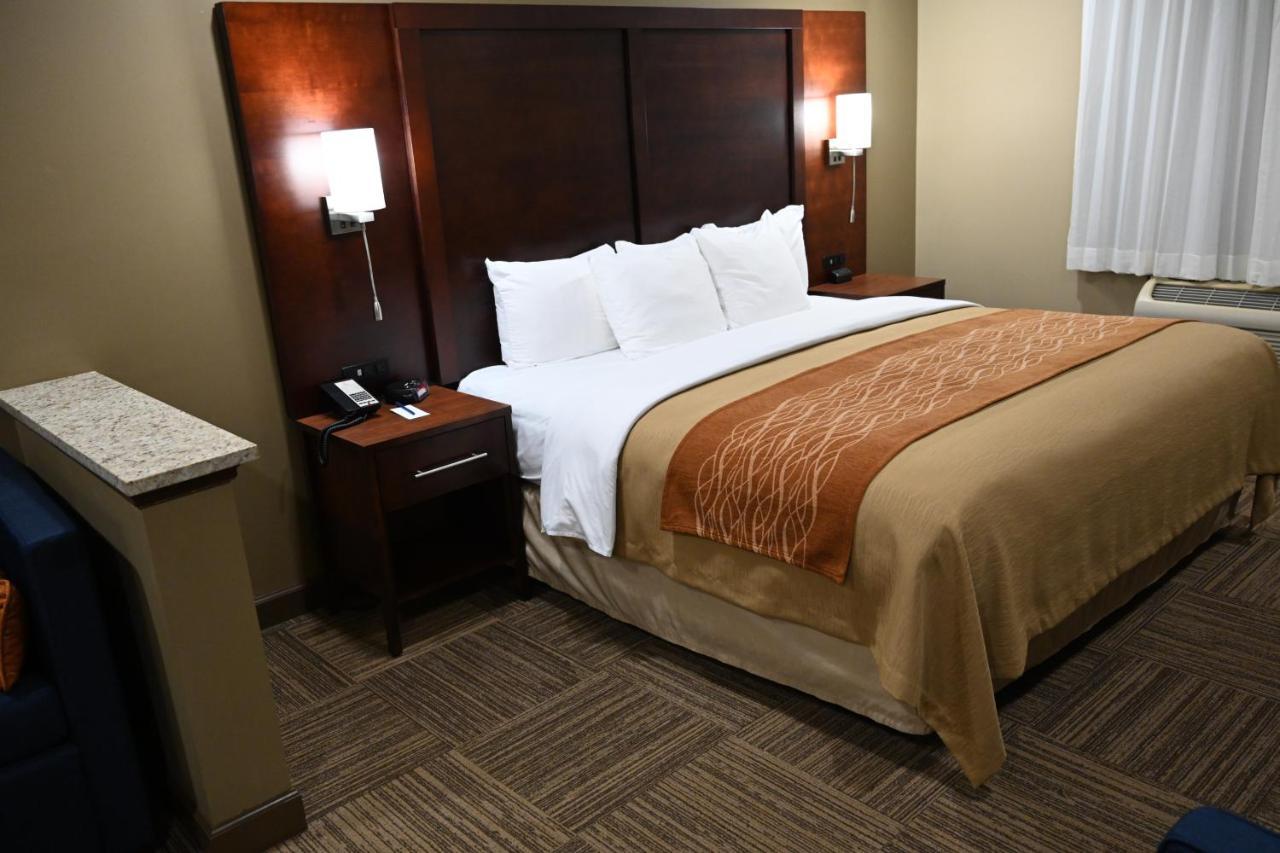Giles Hotel Inn And Suites Pulaski المظهر الخارجي الصورة