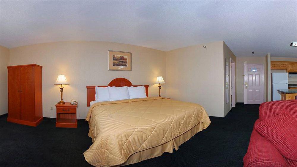 Giles Hotel Inn And Suites Pulaski المظهر الخارجي الصورة